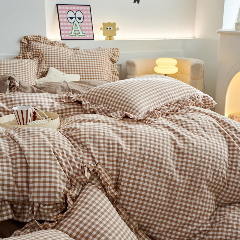 Checkered Lace Duvet Cover Set - Washed Bedroom Bedding Set lifestyle product photo for bedroom