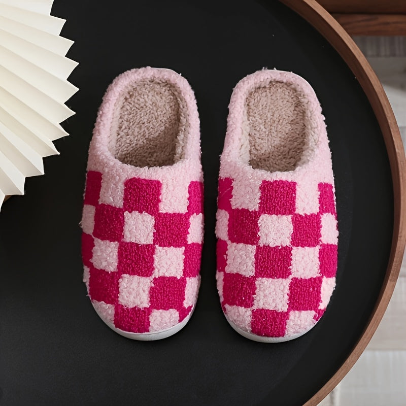 Checkered House Slippers – Indoor Slip-On Slides product detail photo for bedroom