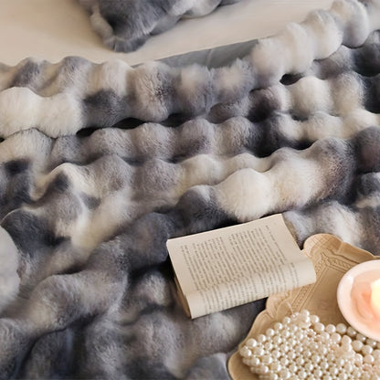 Plush Fleece Throw Blanket - Sofa and Bed Layer product detail photo for bedroom