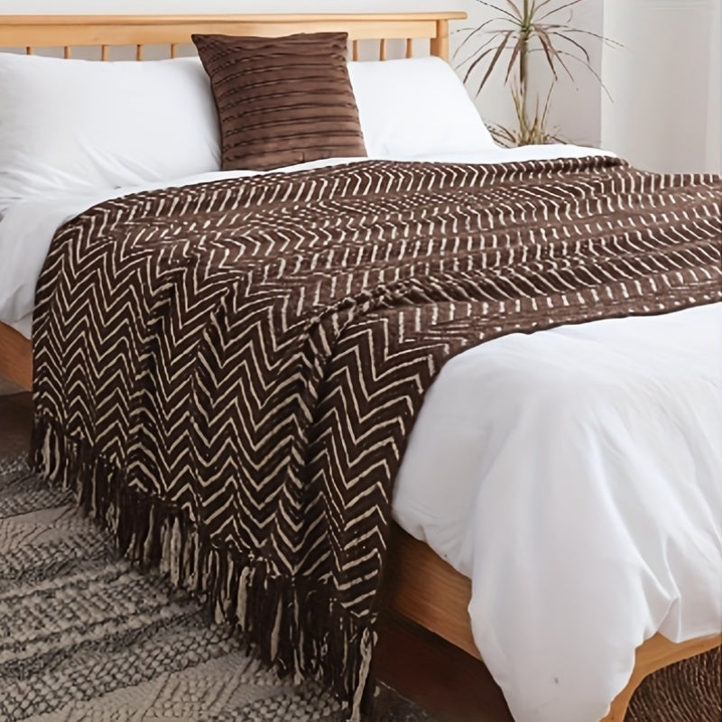 Throw Blanket "Paloma" specification and dimensions reference in bedroom