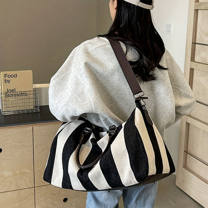 Vintage Plaid Travel Tote Bag product detail photo in travel