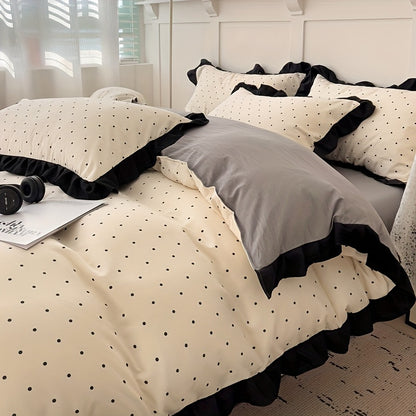Duvet Cover Set "Talia" product detail photo in bedroom