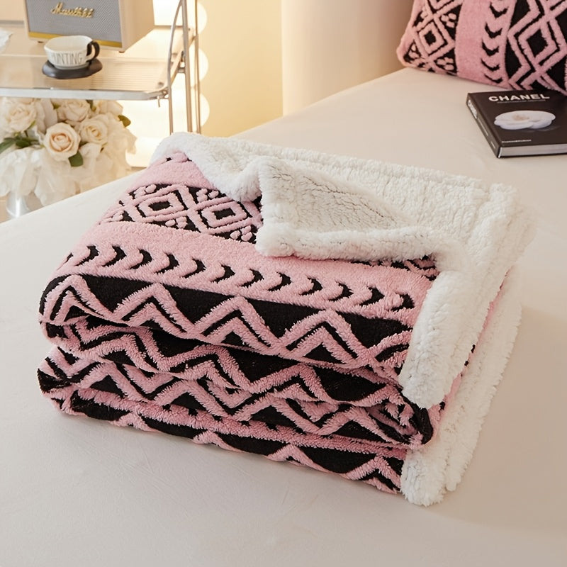 Geometric Sherpa Throw Blanket – Dual-Sided Sofa and Bed Layer product detail photo for bedroom