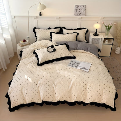 Duvet Cover Set "Talia" product detail photo in bedroom