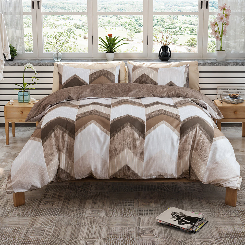 Geometric Stripe Duvet Cover Set - Washed Bedroom Bedding Set room setting lifestyle photo for bedroom