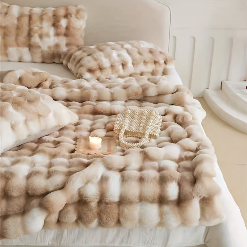 Plush Fleece Throw Blanket - Sofa and Bed Layer product detail photo for bedroom