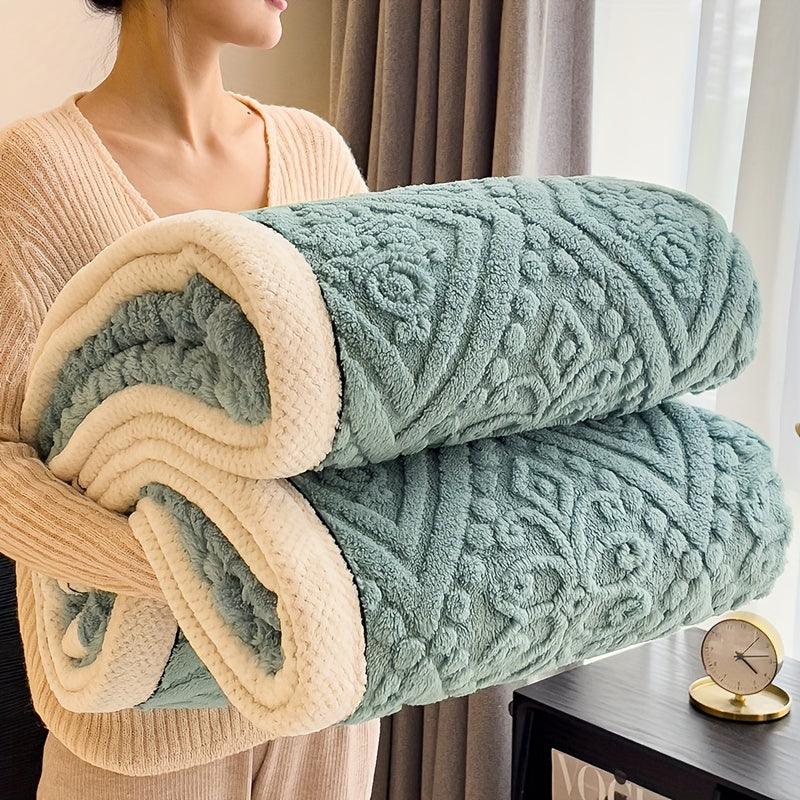 Flannel Throw Blanket – Thick Sofa and Bed Layer product detail photo for bedroom