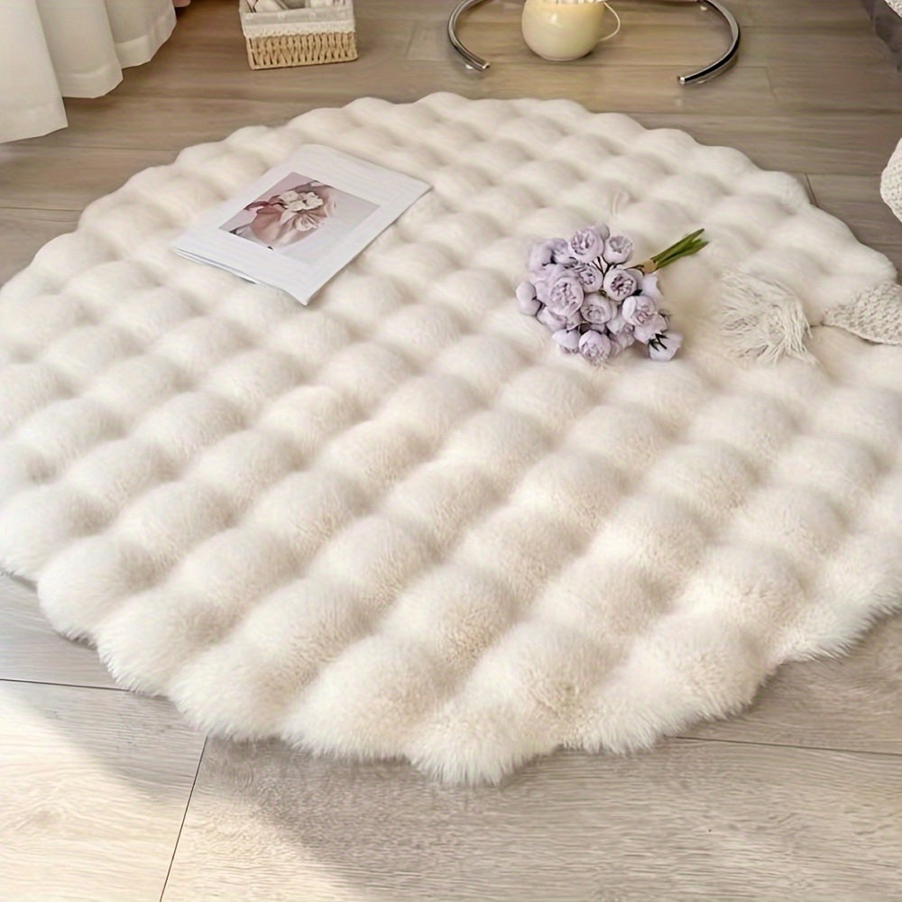 Cream Plush Area Rug "Roselle" product detail photo in bedroom