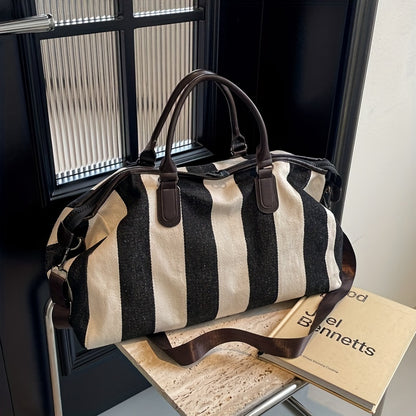 Vintage Plaid Travel Tote Bag product detail photo in travel