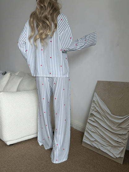Women’s Pajama Set – Long Sleeve Top and Pants
