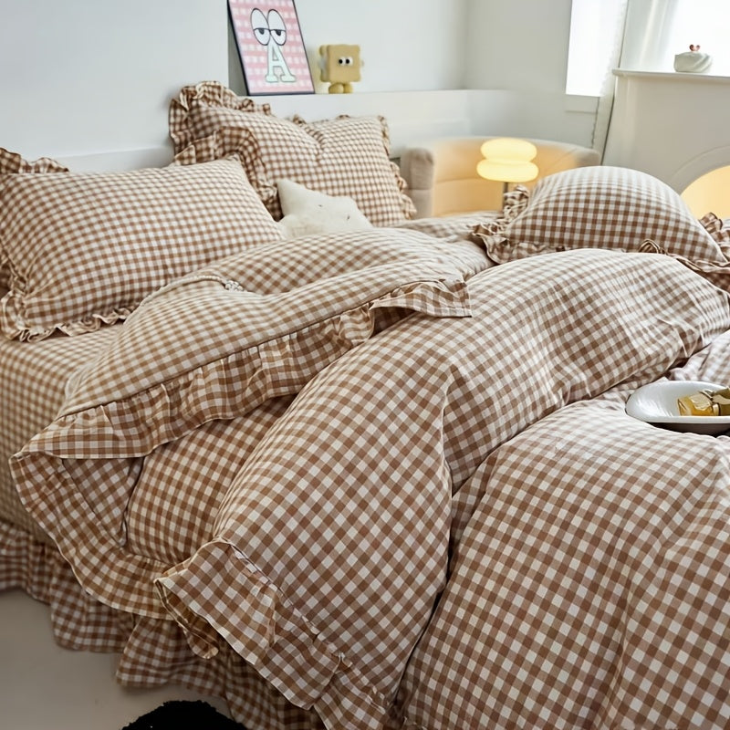 Checkered Lace Duvet Cover Set - Washed Bedroom Bedding Set room setting lifestyle photo for bedroom