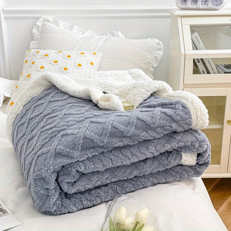 Jacquard Velvet Blanket – Double Layer Bed and Sofa Throw product detail photo for bedroom