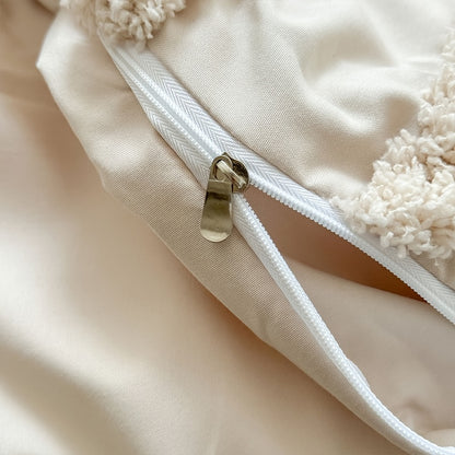 3-Piece Tufted Duvet Cover Set - Washed Bedroom Bedding Set product detail photo for bedroom