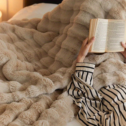 Plush Fleece Throw Blanket - Sofa and Bed Layer product detail photo for bedroom