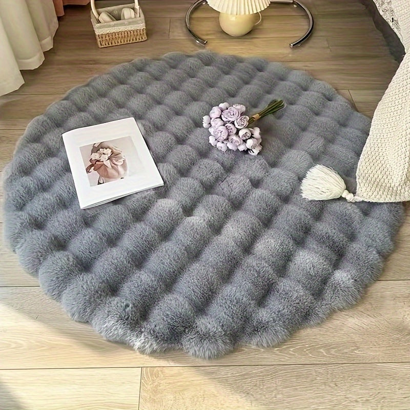 Cream Plush Area Rug "Roselle" product detail photo in bedroom